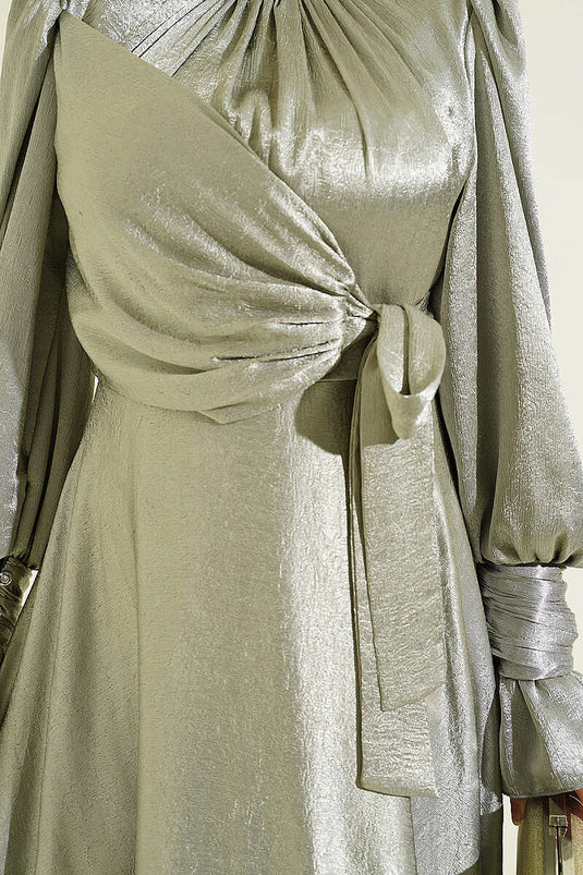Robe de soirée à volants aux poignets, nouée sur le côté, vert pistache