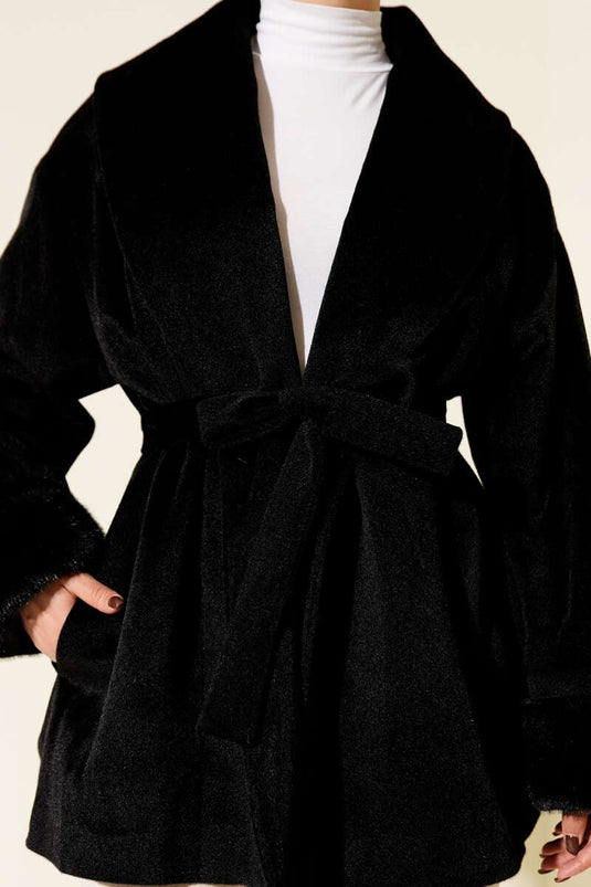 Manteau Goldfox avec ceinture en fourrure aux chevilles, noir