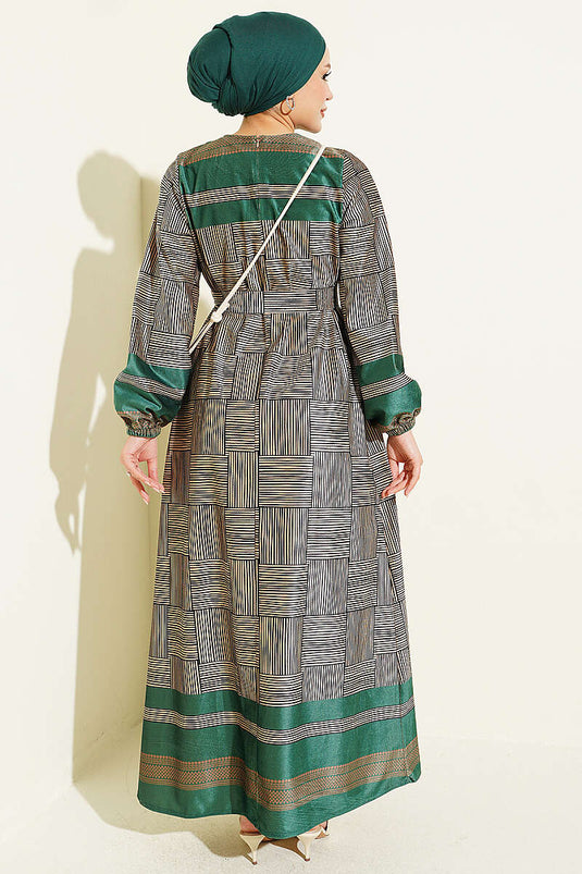 Grünes Kleid Mit Elastischen Bündchen Und Dama-Muster
