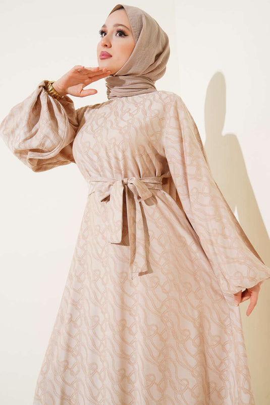 فستان بنمط عقدة الكاحل المطاطية باللون البيج