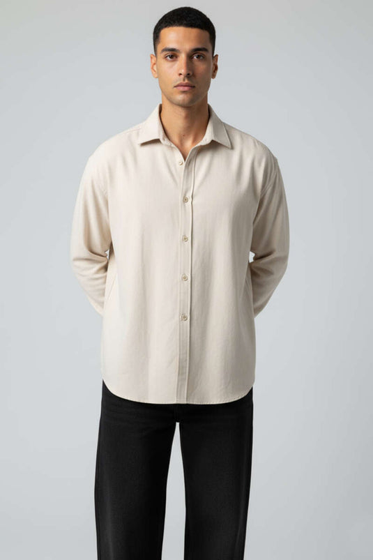 Chemise homme beige avec détails poignets manchette