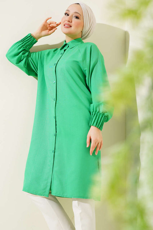 Chemise longue côtelée verte à chevilles