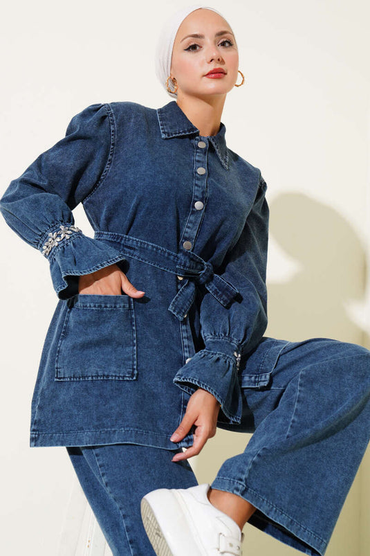 Ensemble deux pièces en denim à boutons métalliques et pierres de cheville bleu foncé
