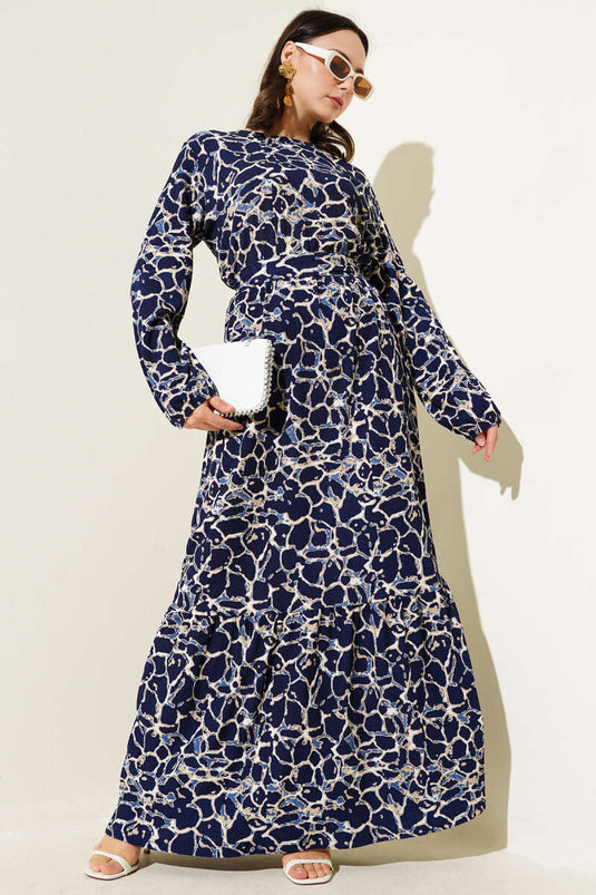 Robe bleu marine à taille élastique et revers aux chevilles