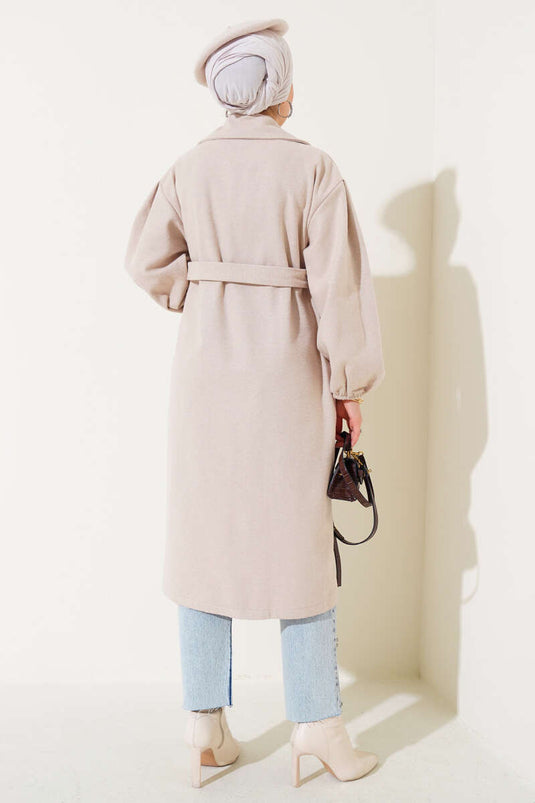 معطف كشمير معصم مطاطي باللون البيج