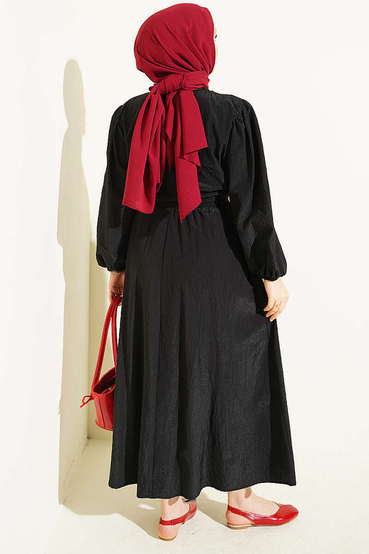 Conjunto De Dos Piezas Con Falda Con Botones Negra