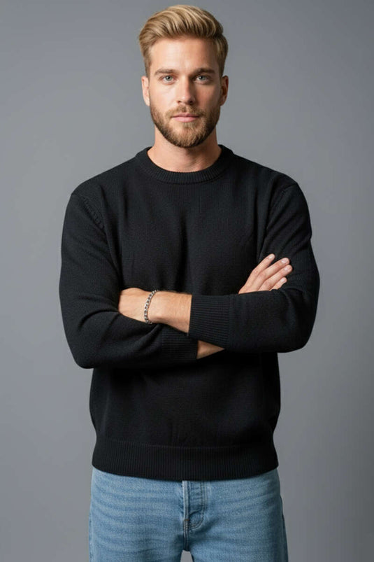 كنزة رجالية بسيطة بياقة دائرية باللون الأسود