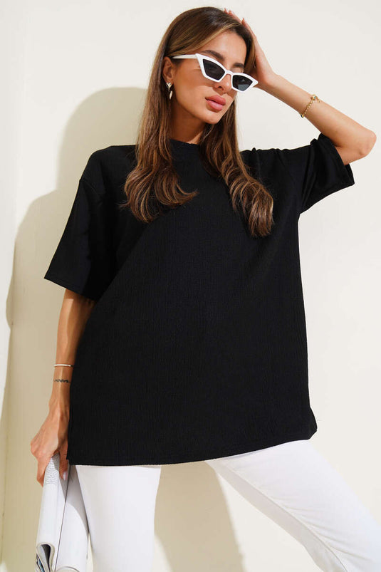 Schwarzes Rundhals-T-Shirt