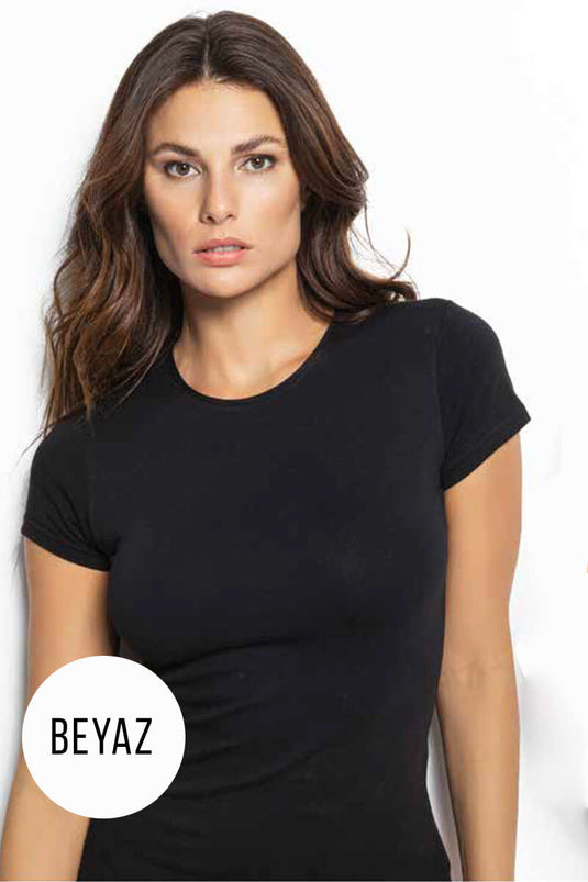 بدلة جسم بيضاء بأكمام قصيرة ورقبة دائرية