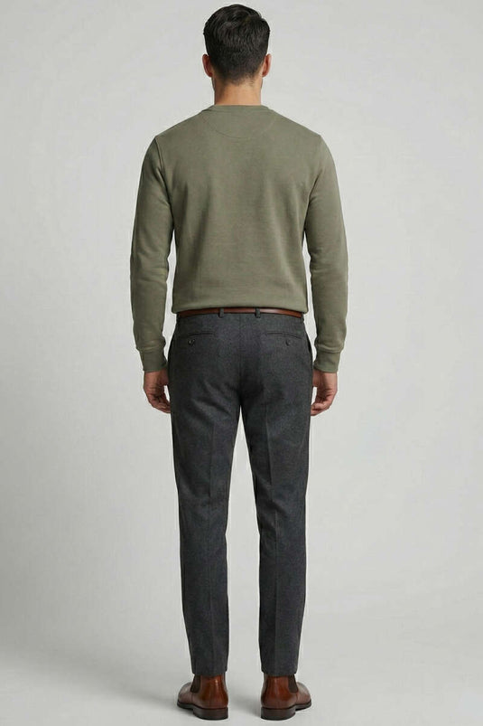 سويت شيرت رجالي بياقة دائرية وأساور باللون الأخضر الزيتوني