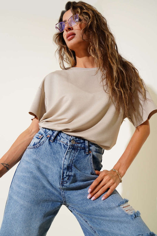 Bisiklet Yaka Oval Kesim T-shirt Bej