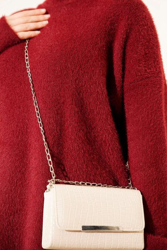Pull Bourgogne À Col Roulé Et Détail Barbe