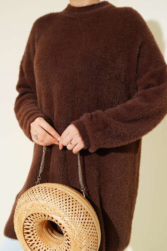 Pull Marron À Col Rond Avec Détail Barbe
