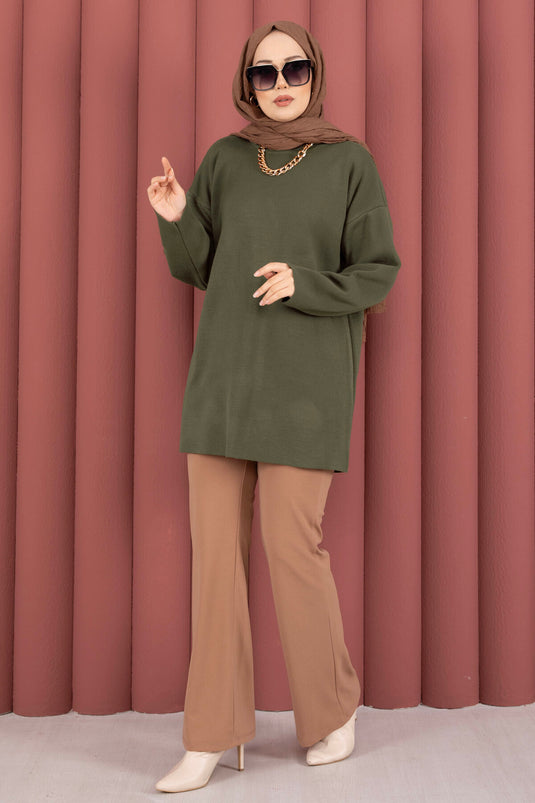 تونيك تريكو فضفاض بياقة دائرية باللون الأخضر الزيتوني