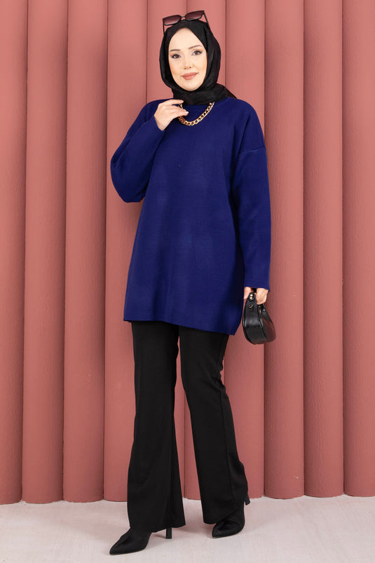 تونيك تريكو فضفاض بياقة دائرية باللون الأزرق الداكن