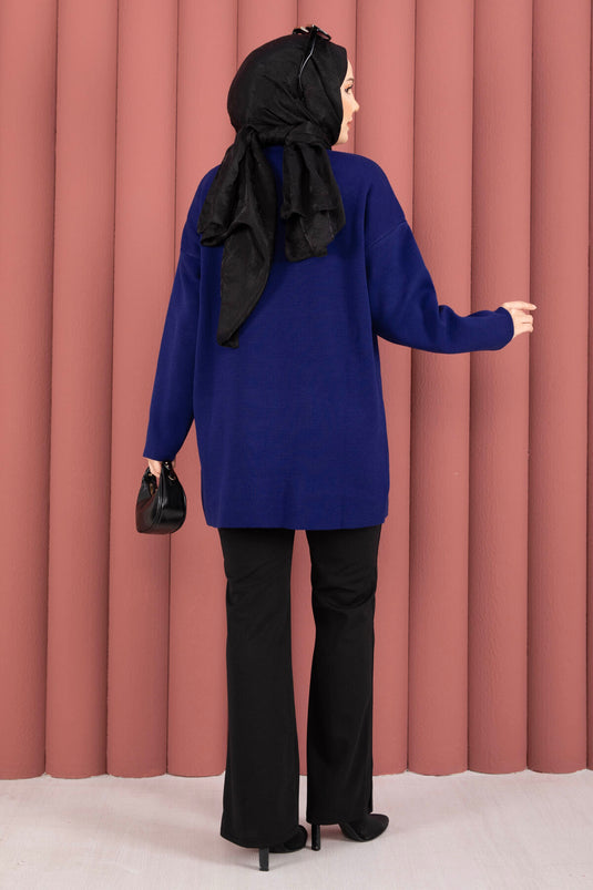 تونيك تريكو فضفاض بياقة دائرية باللون الأزرق الداكن