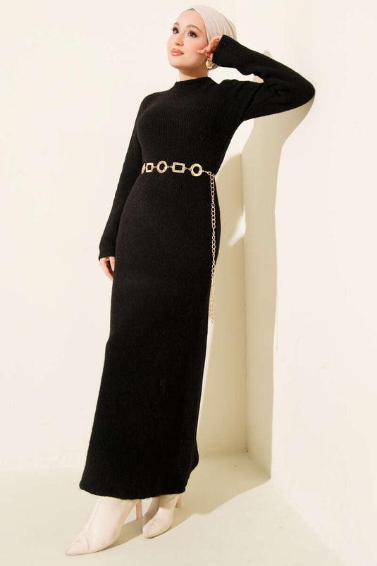 Robe noire à col rond en maille douce