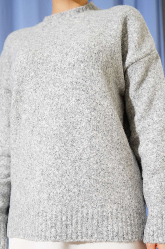Crew Neck Soft Knitted Sweater Gray