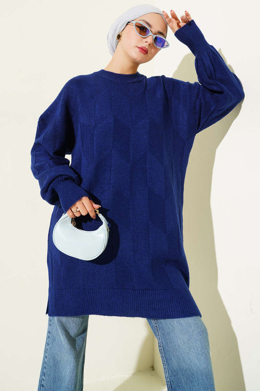 Tunique en maille douce à col rond et fentes latérales bleu marine
