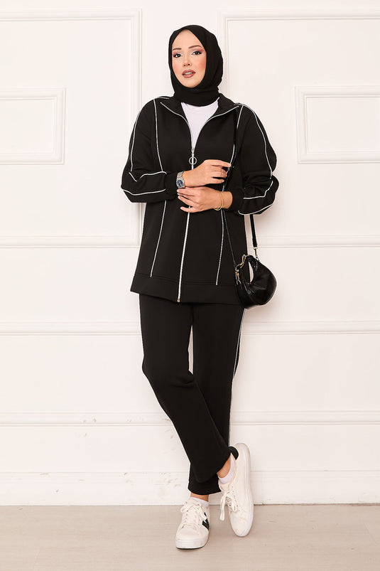بدلة سوداء من قطعتين بتفاصيل أنابيب