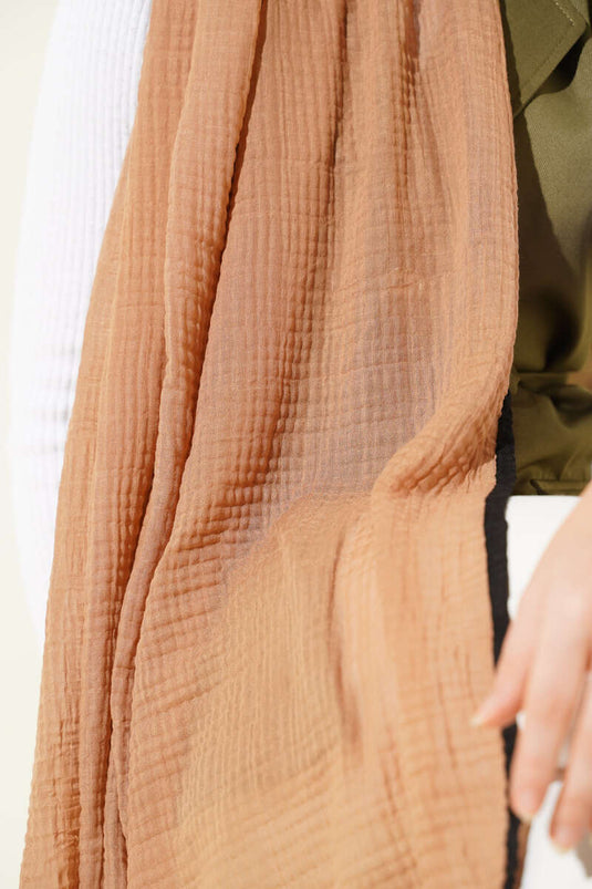 Châle en mousseline à bordure bronze