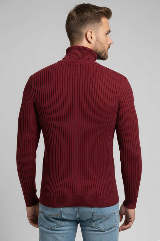 كنزة صوفية رجالية بياقة عالية، لون عنابي