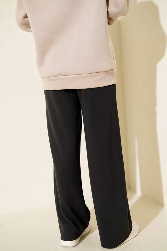 Weit geschnittene Hose mit breitem Bein und elastischem Bund, anthrazit