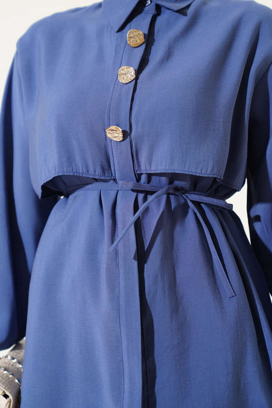 Indigo tweedelig pak met gouden knopen en bolero