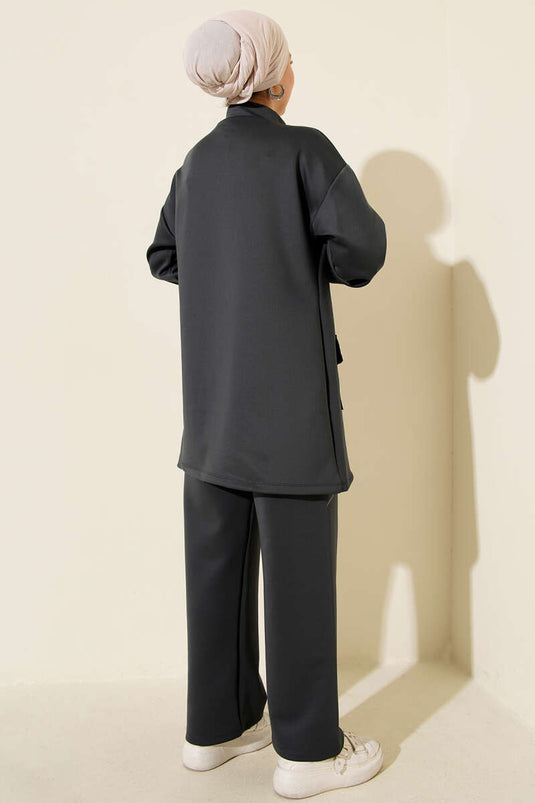 طقم غوص من قطعتين بتفاصيل مطرزة، لون دخاني