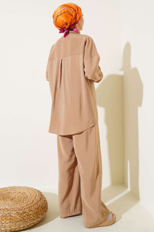 طقم لاتيه كاجوال من قطعتين مطرز بالخرز