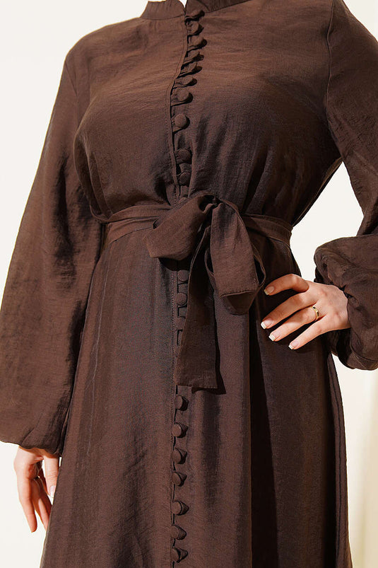 Ganzkörperkleid mit Knöpfen und Gürtel, Braun