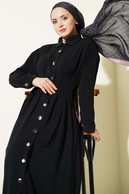 Robe cintrée à boutons sur toute la longueur, taille plissée, noire