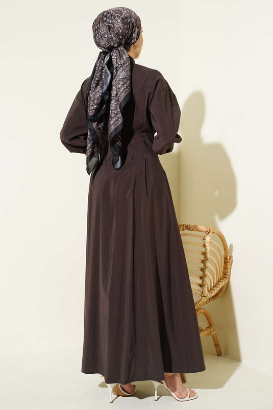 Ganzknöpfiges, tailliertes Modal-Kleid in Bitterbraun