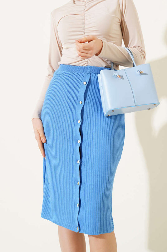 Jupe midi boutonnée en maille côtelée indigo