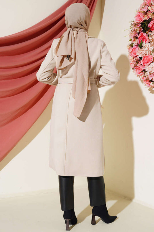 Manteau croisé en cachemire à boutons et pierres