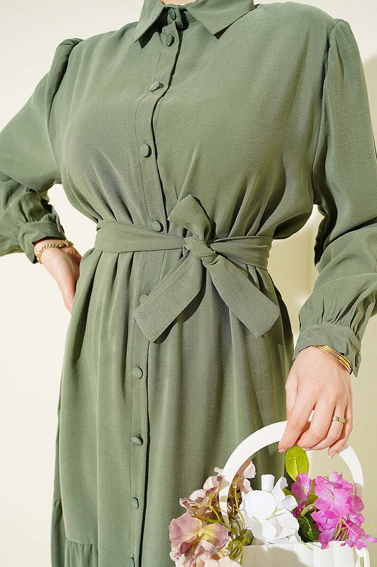 Robe en Tencel boutonnée avec ceinture vert avocat