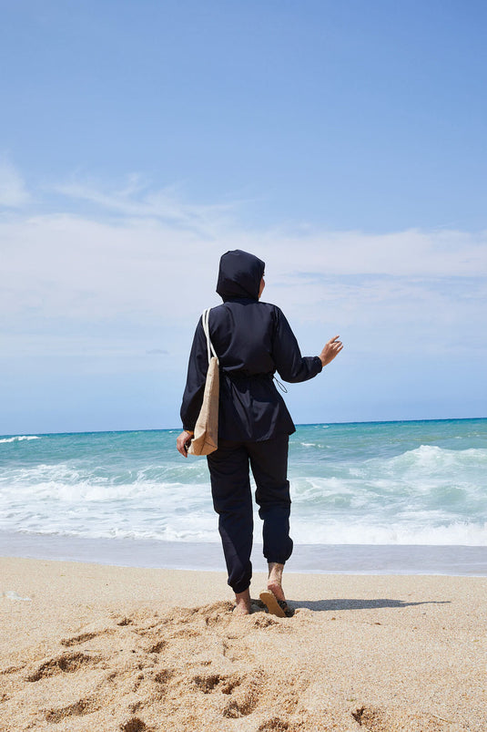 Maillot de bain hijab bleu marine avec taille ajustable et fermeture éclair au cou