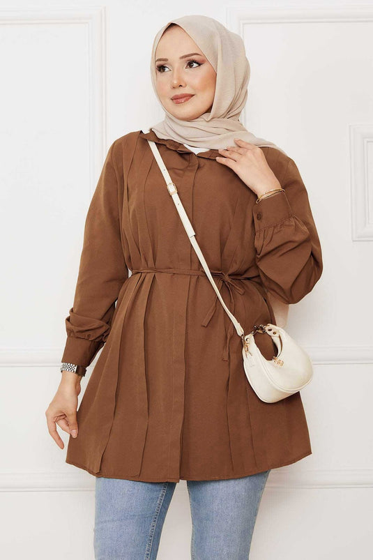 Camicia Modesta Lunga Con Bottoni E Dettagli A Piega In Beige