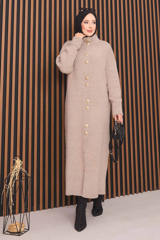 كارديجان حجاب من المنك محبوك بأزرار ذهبية في كل مكان