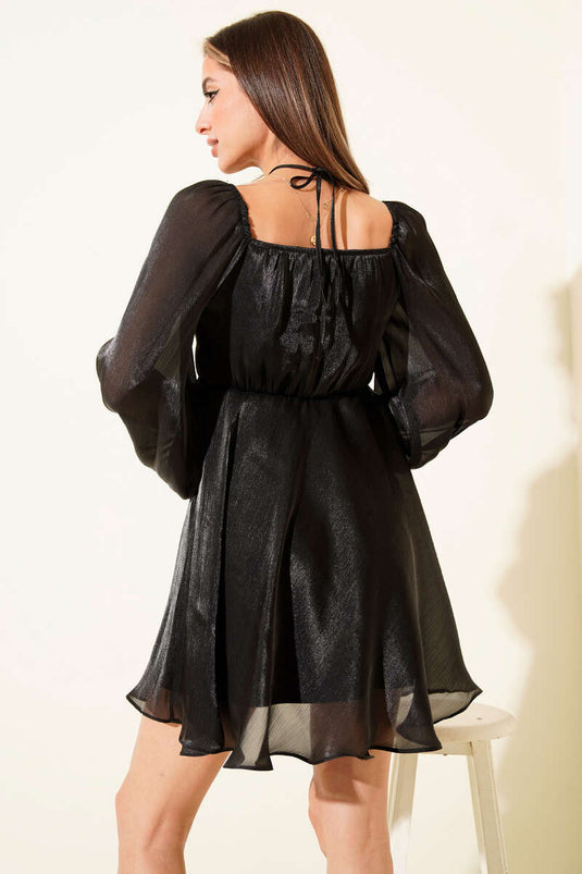 فستان قصير شيفون لامع مع رباط عنق أسود