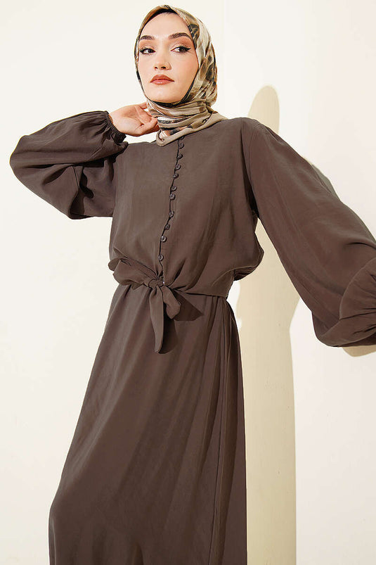 Ensemble deux pièces en modal avec jupe et blouse boutonnée Brit, couleur vison