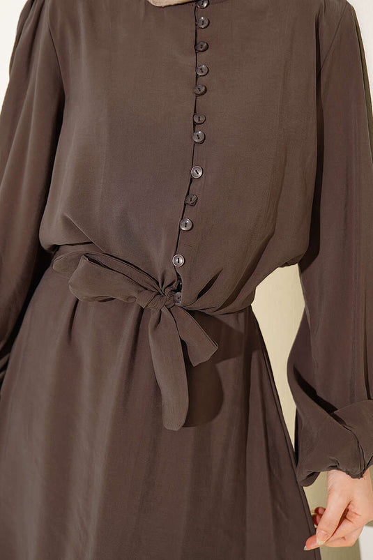 Ensemble deux pièces en modal avec jupe et blouse boutonnée Brit, couleur vison