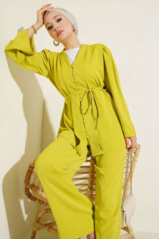 طقم مكون من قطعتين من التونيك البريطاني بأزرار ورباط، لون أخضر زيتوني