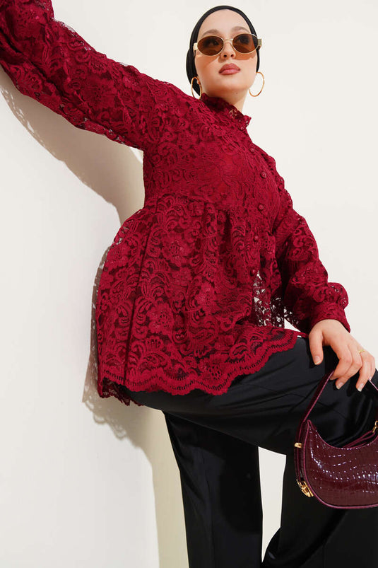 Chemise boutonnée brodée sur le devant rouge bordeaux