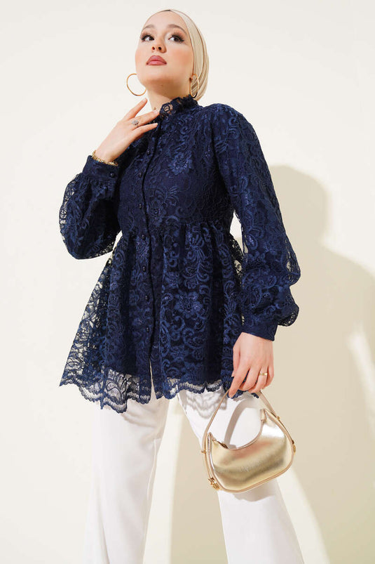 Chemise boutonnée brodée sur le devant bleu marine