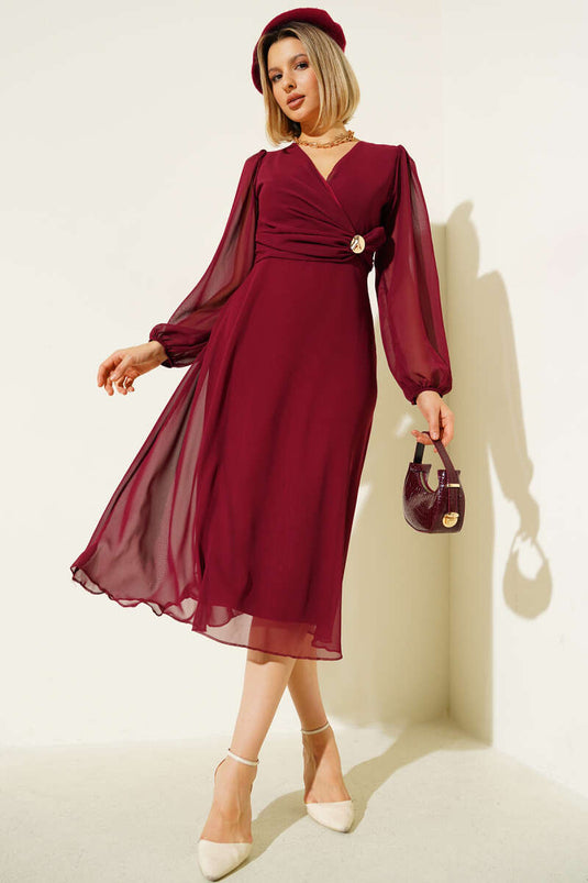 Bronş Detaylı V Yaka Elbise Bordo