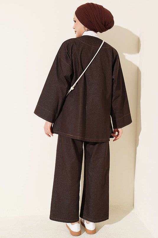 Ensemble Marron Avec Broche Et Accessoire De Veste