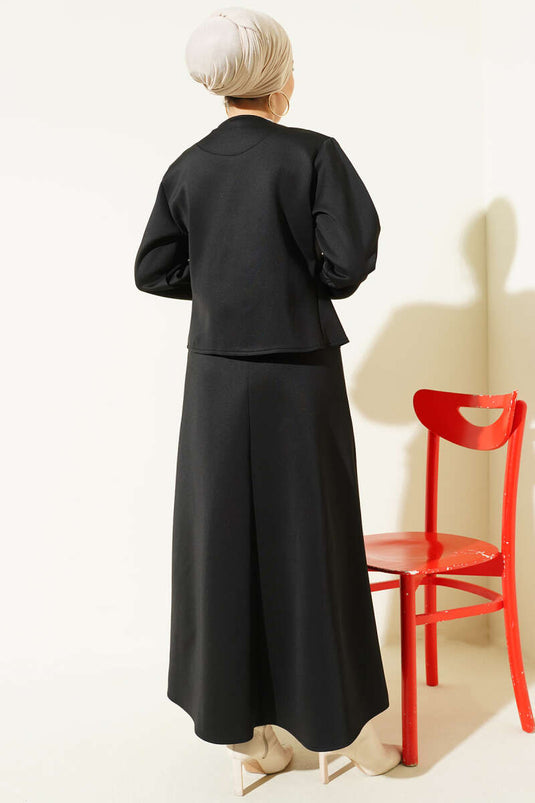 Two-Piece Set with Brooch and Skirt Black