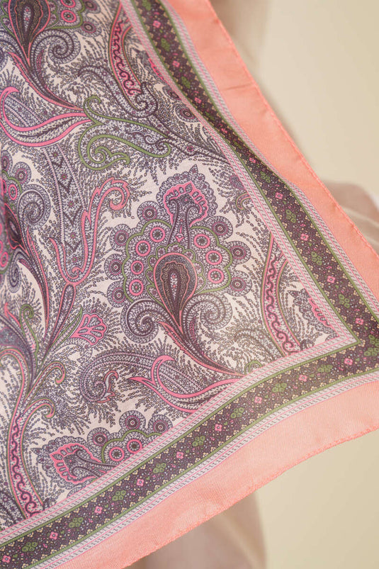 Detailreicher Schal aus der Wren-Serie, Babyrosa