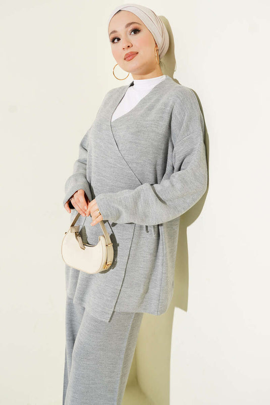 طقم منسوج محبوك متشابك رمادي